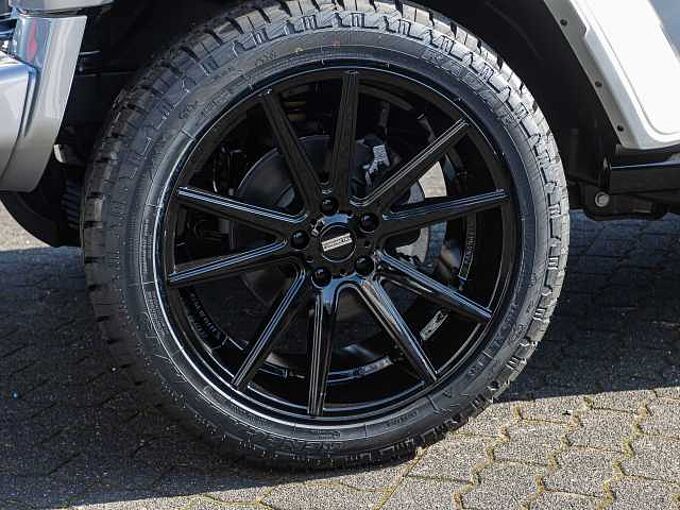 Jeep Wrangler Sahara 2.0l SILVERSTAR