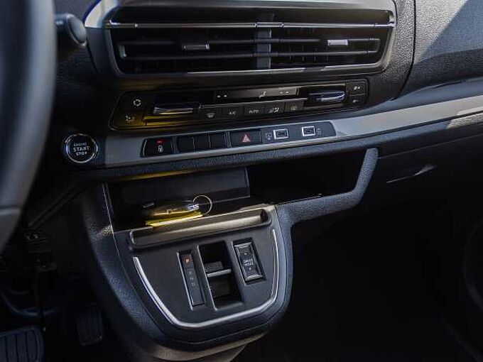 Citroen Holidays 180 EAT8 MAX AHK/  Paket MAX / Sofort!