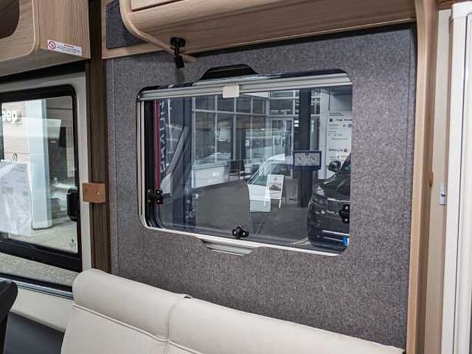 Eura Mobil Integra Line GT - Mercedes IL726EF BLACKLINE 