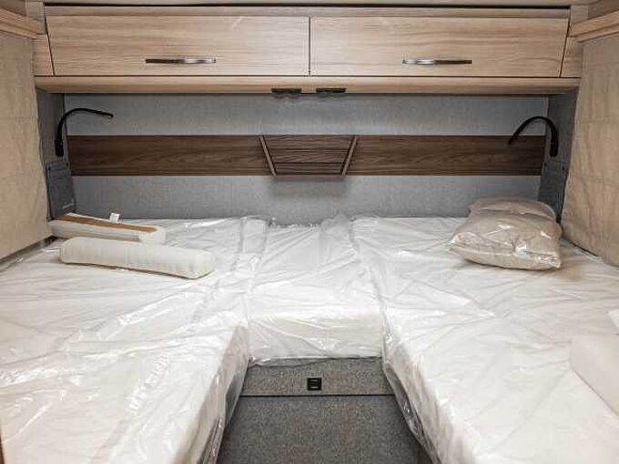 Eura Mobil Integra Line GT - Mercedes IL726EF BLACKLINE 