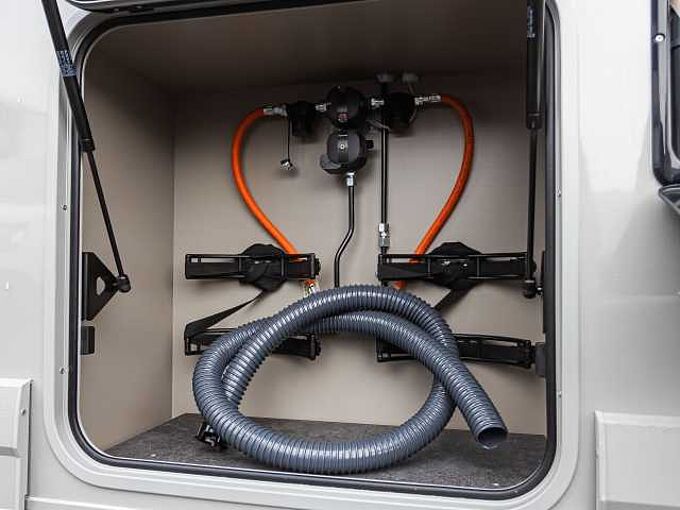 Eura Mobil Integra Line GT - Mercedes IL726EF BLACKLINE 