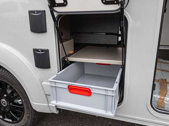 Eura Mobil Integra Line GT - Mercedes IL726EF BLACKLINE 