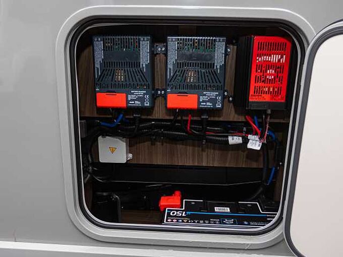 Eura Mobil Integra Line GT - Mercedes IL726EF BLACKLINE 