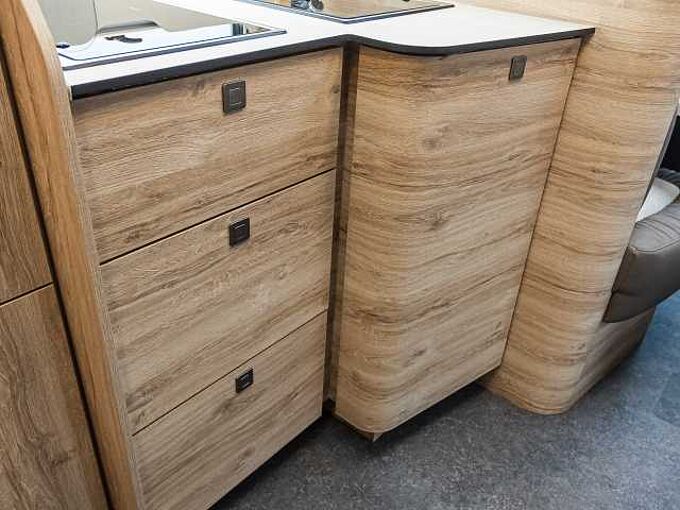 Eura Mobil Profila T 675 SB Automatik MJ 26