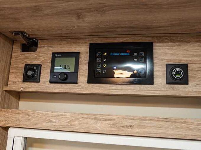 Eura Mobil Profila T 675 SB Automatik MJ 26