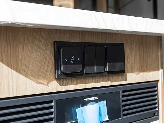 Karmann Dexter 560 4x4 Diesel Combi D 6 E Markise MY26