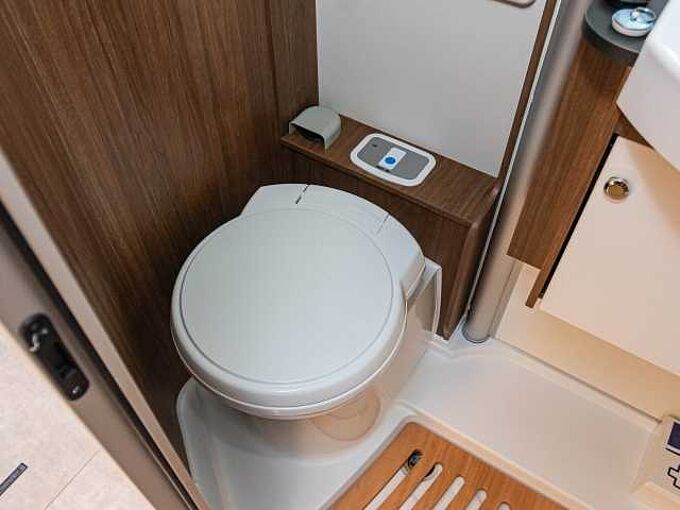 Laika Ecovip L 3019 Titanio UPE  104.000 &euro;