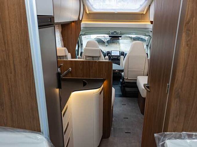 Laika Ecovip L 3019 Titanio UPE  104.000 &euro;