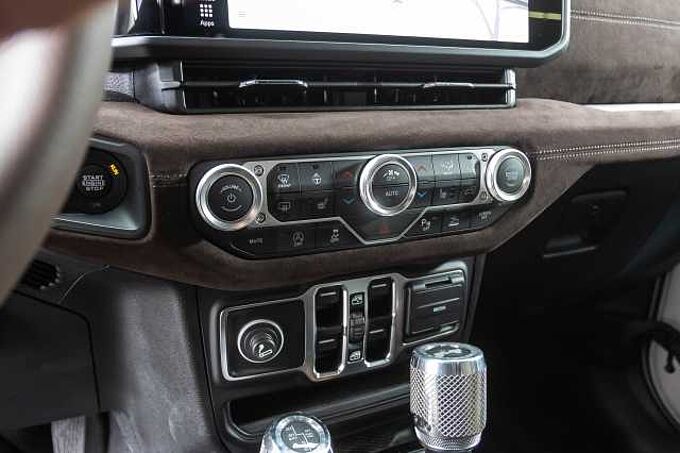 Jeep Wrangler BRUTE 2026 SKYONE