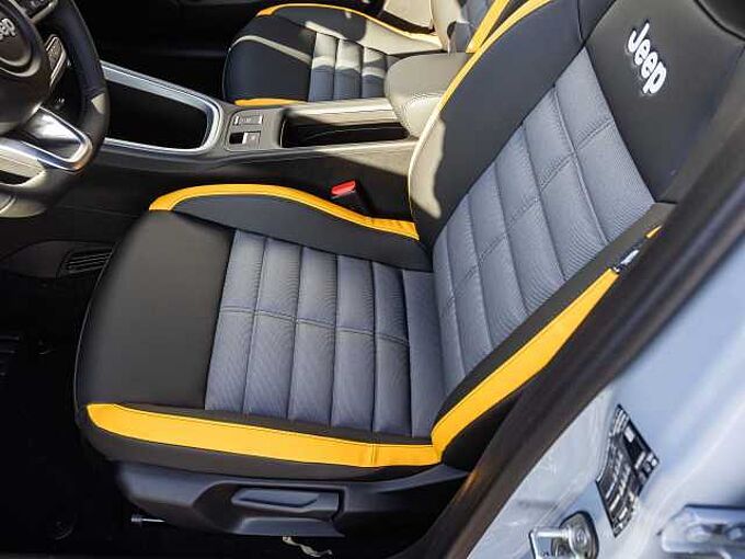 Jeep Avenger 1.2 48V 4xe Hybrid eAWD The North Face