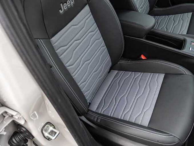 Jeep Avenger 1.2 48V 4xe Hybrid eAWD OVERLAND