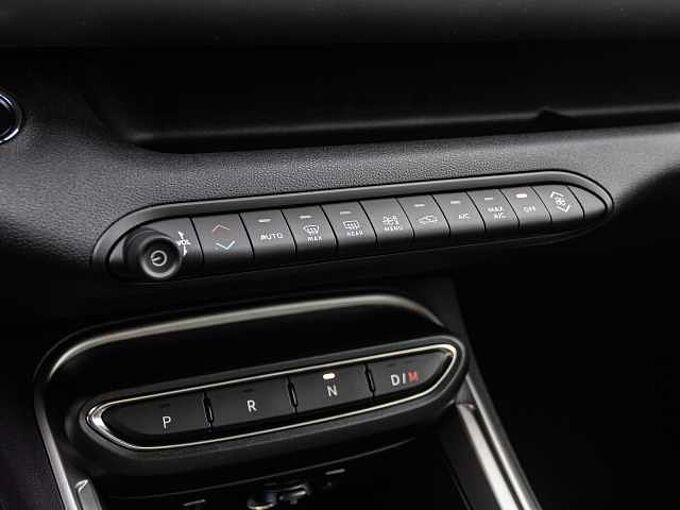 Jeep Avenger 1.2 48V 4xe Hybrid eAWD Upland