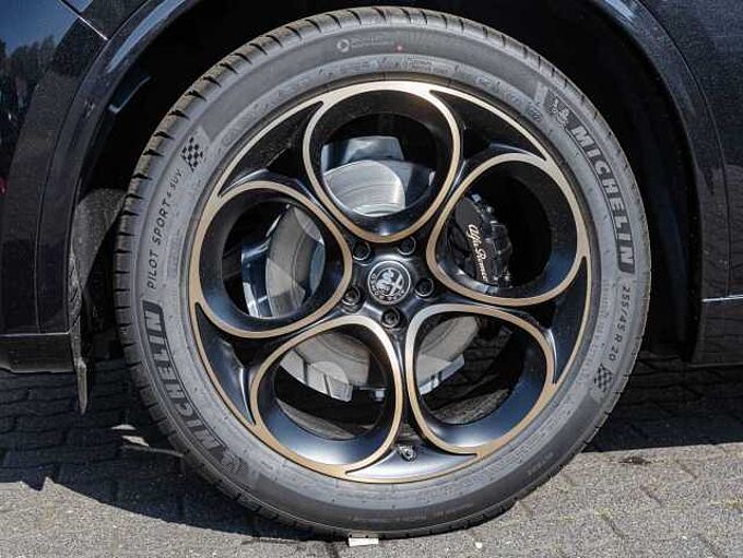 Alfa Romeo Stelvio 2.2 Diesel 16V AT8-Q4 INTENSA