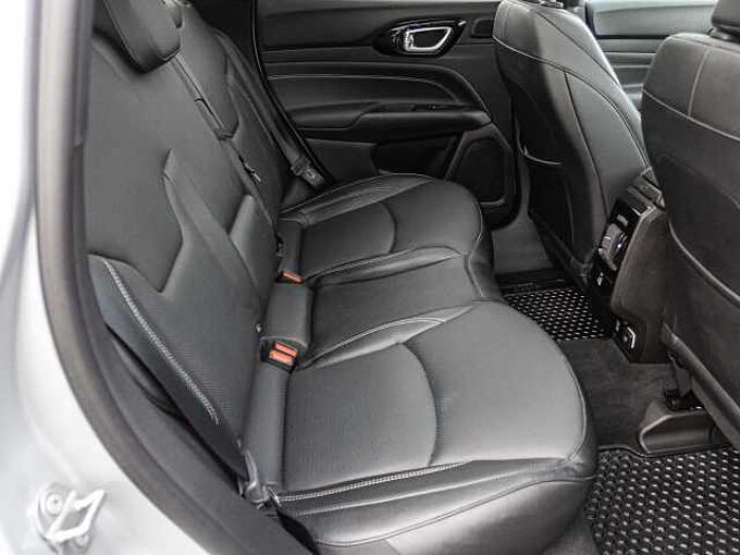 Jeep Compass 1.3 T-GDI S Leder Panorama 360° Kamera