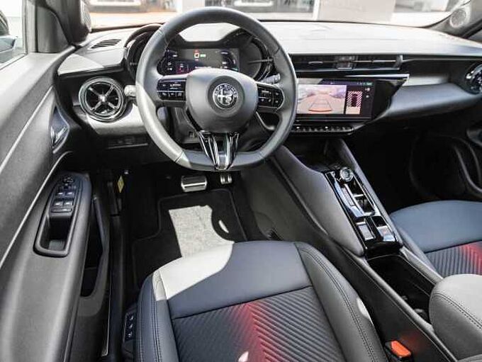 Alfa Romeo Junior ELETTRICA SPECIALE  115 KW (156 PS)