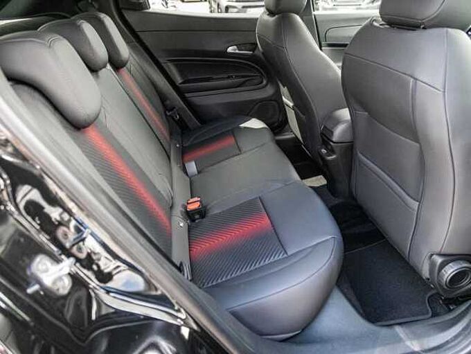 Alfa Romeo Junior ELETTRICA SPECIALE  115 KW (156 PS)