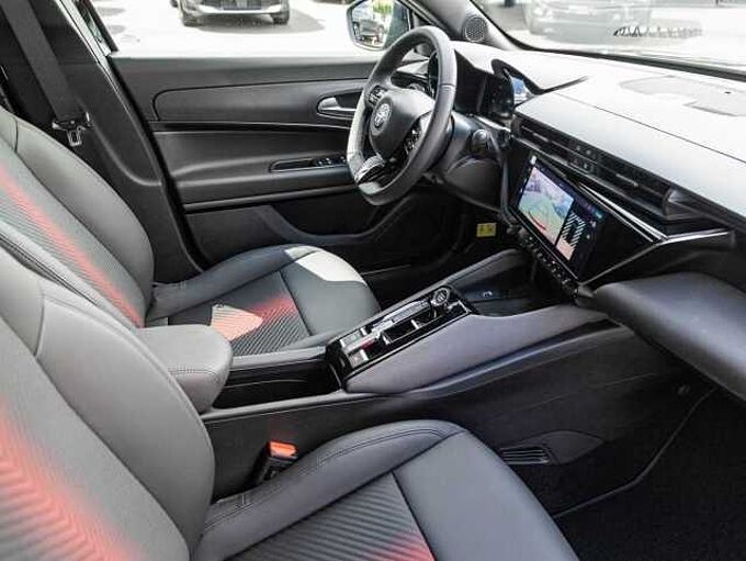 Alfa Romeo Junior ELETTRICA SPECIALE  115 KW (156 PS)