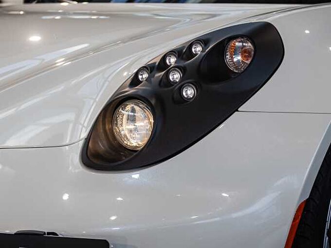 Alfa Romeo 4C 1.8 TBi Coup&eacute;  NUR 4107km!