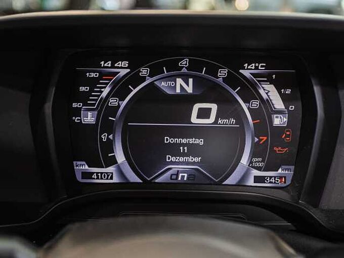 Alfa Romeo 4C 1.8 TBi Coup&eacute;  NUR 4107km!