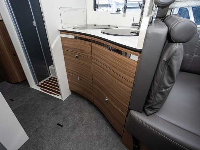 Eura Mobil Contura 766 EB Comfort Leder