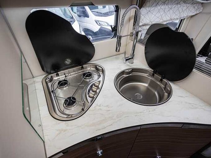 Eura Mobil Contura 766 EB Comfort Leder