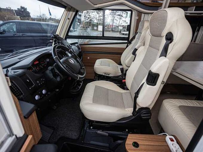 Eura Mobil Integra 890 QB ALKO HUBST&Uuml;TZEN 2xTV Dachklima