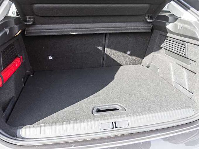 Citroen C4 PureTech 130 EAT8 PLUS