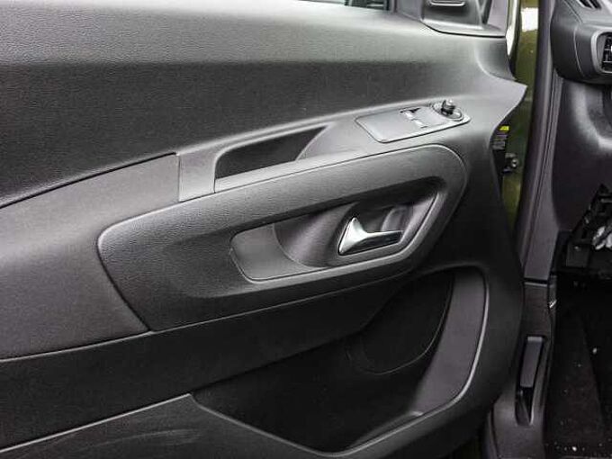 Citroen Berlingo XL Diesel 130 PLUS 7-Sitze