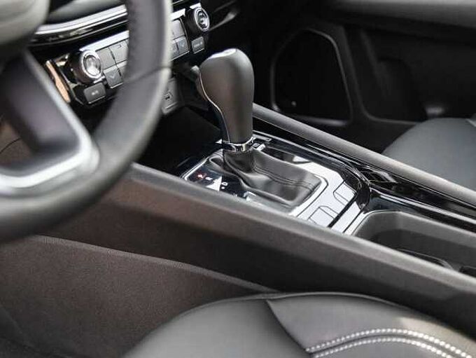 Jeep Compass e-Hybrid  MY23 S 1.5 T4 48V Alpine Sound