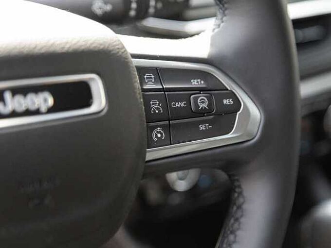 Jeep Compass e-Hybrid  MY23 S 1.5 T4 48V Alpine Sound