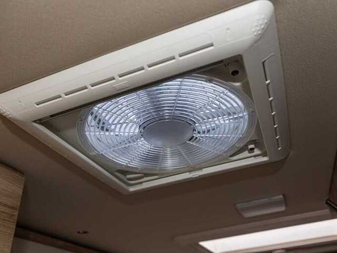 Eura Mobil XTURA 686 EF 4x4 7/26 