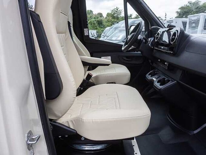 Eura Mobil XTURA 686 EF 4x4 SOFORT 