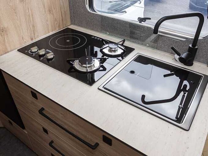 Eura Mobil XTURA 686 EF 4x4 SOFORT 
