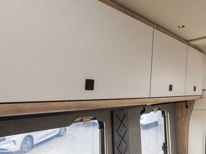 Eura Mobil XTURA 686 EF 4x4 SOFORT 
