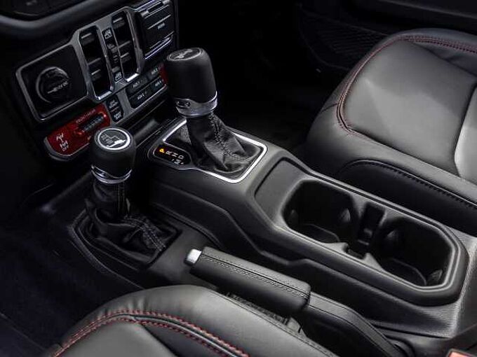 Jeep Wrangler MOAB 392 6.4 V8 MY26 WARN/SKY ONE