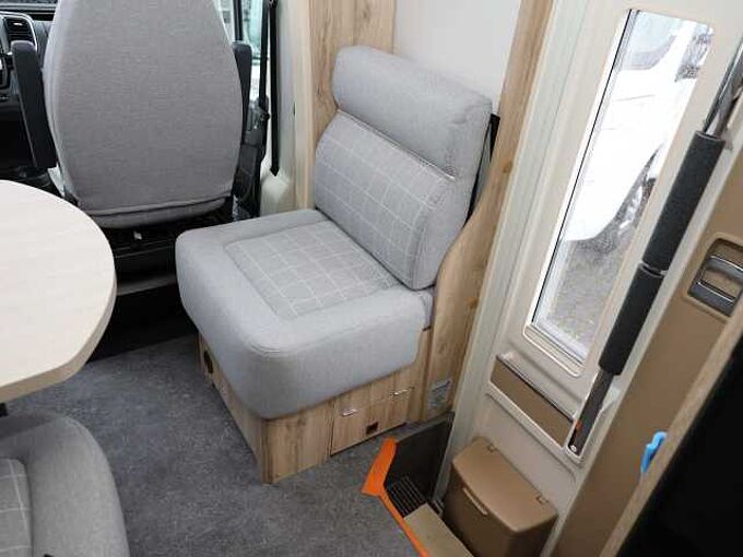 Eura Mobil Profila RS 720 EB Profila RS 720 EB Automatik