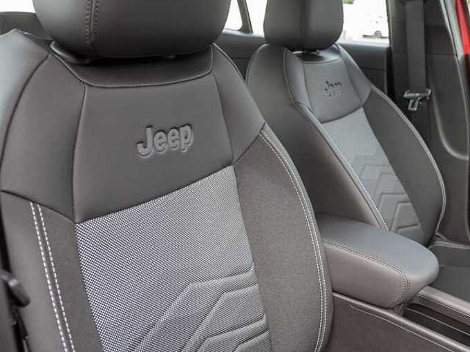 Jeep Avenger 1.2 Altitude Winter Paket