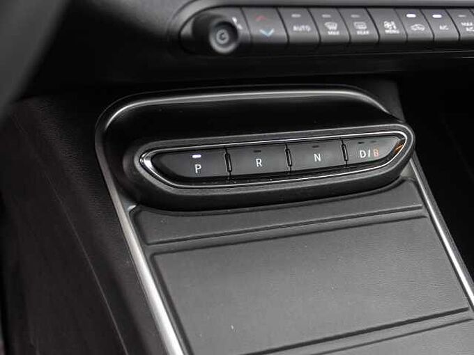 Jeep Avenger Elektro Altitude Infotainment-Paket