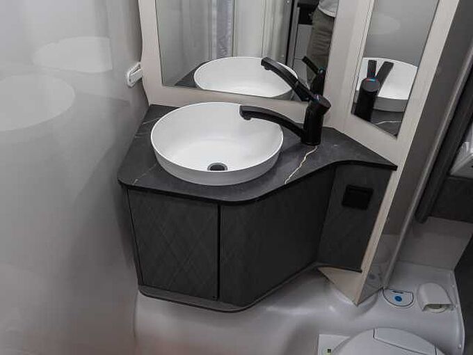 Etrusco V 6.8 SF Modell 2027 UPE 75.892 €