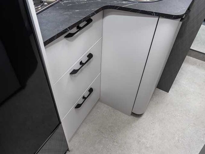 Etrusco T 6900 SB Comlplete MY27 UPE 80.939 €