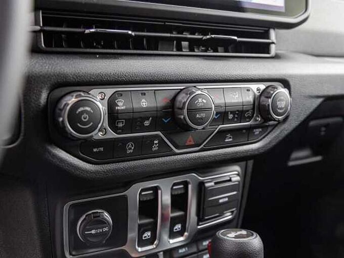Jeep Wrangler 2.0 T-GDI WILLYS 4x4 el.Trittbretter