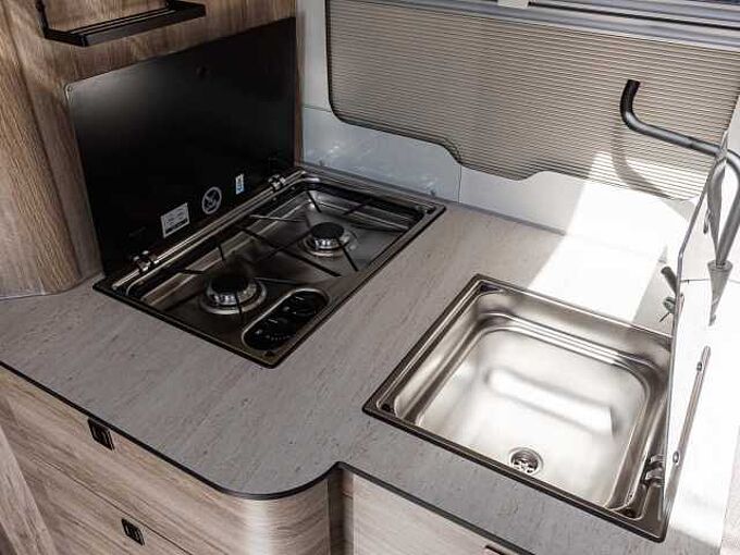Eura Mobil Profila T 726 QF 4 Pakete MESSEPREIS