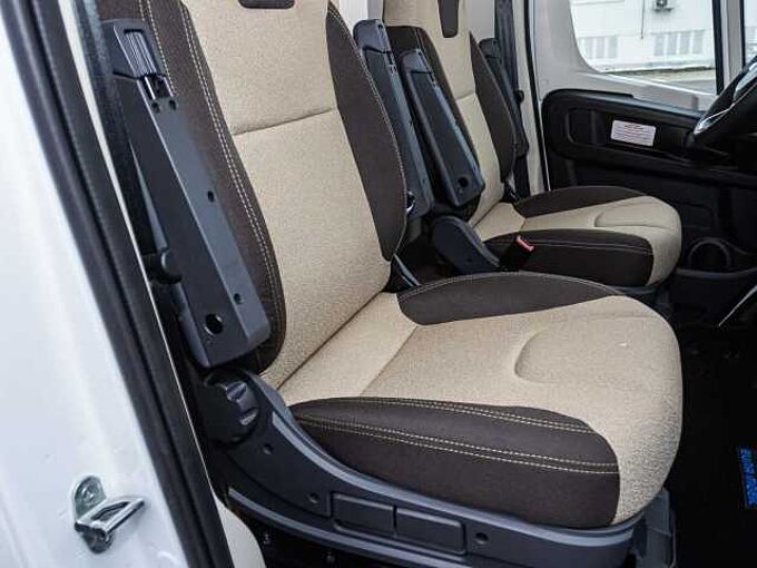 Eura Mobil Activa One 650 HS Automatik MESSEPREIS