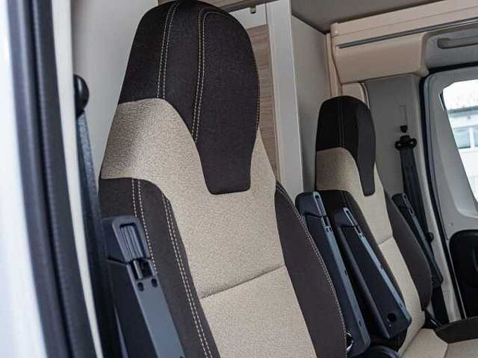 Eura Mobil Activa One 650 HS Automatik MESSEPREIS