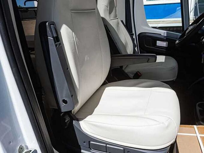 Eura Mobil Profila T 720 EF SONDERMODELL MESSEPREIS