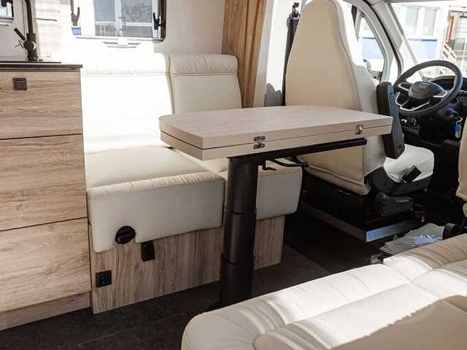 Eura Mobil Profila T 720 EF SONDERMODELL MESSEPREIS