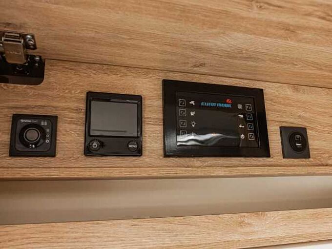 Eura Mobil Profila T 720 EF SONDERMODELL MESSEPREIS