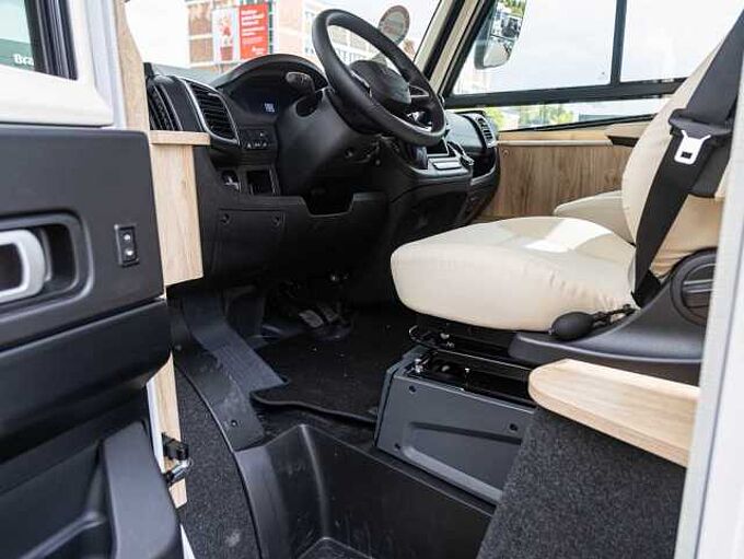 Eura Mobil Integra Line 730 EF MESSEPREIS