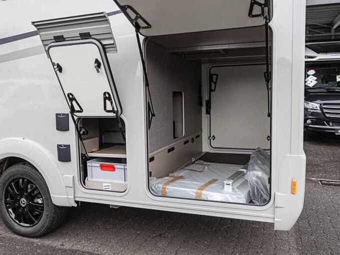 Eura Mobil Integra Line GT - Mercedes IL726QF BLACKLINE