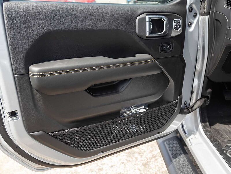 Jeep Wrangler Sahara 2.0l